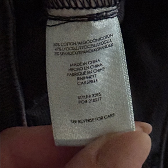 CAbi Women's Dark Blue Gray Jeans size 2 - Picture 4 of 4